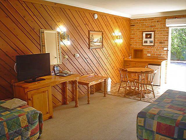 Coachmans Rest Motor Lodge คูนาแบราบรัน ห้อง รูปภาพ